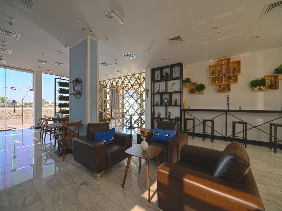 Golden Crown Hotel Alseeb Muscat 외부 사진